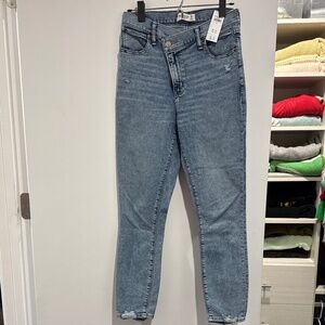 Abercrombie & Fitch The Super Skinny Ankle High Rise with Asymmetrical Waist